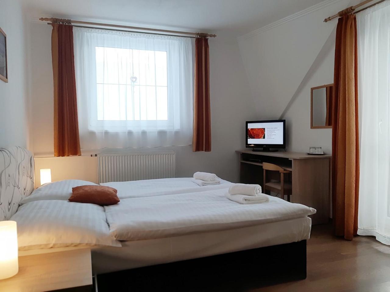 Penzion Lúčky Esterno foto